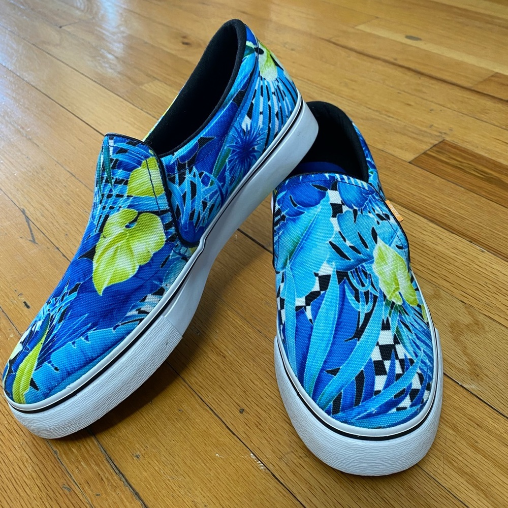 Nike Court Royale Slip-On Sneaker - Size 8.5